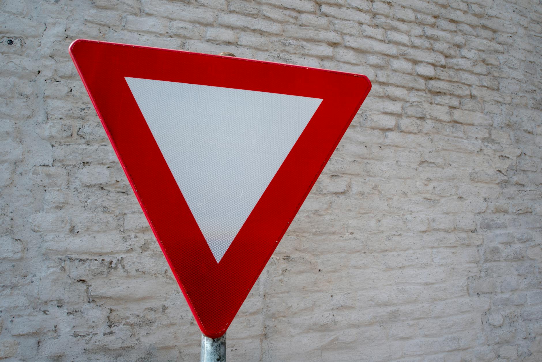 Panneaux de signalisation routière